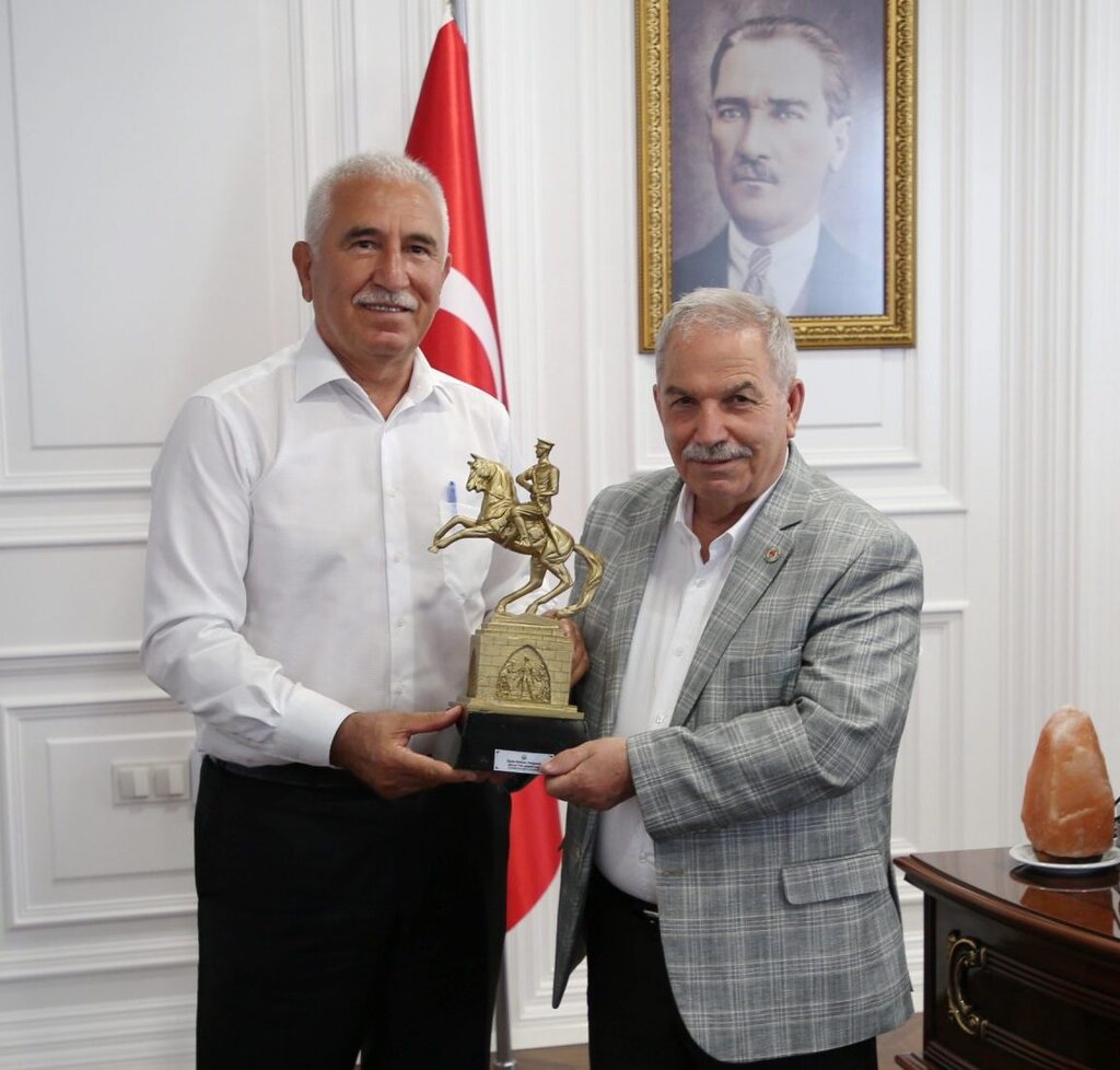 CHP’li Vekiller İlkadım Belediyesi’nde