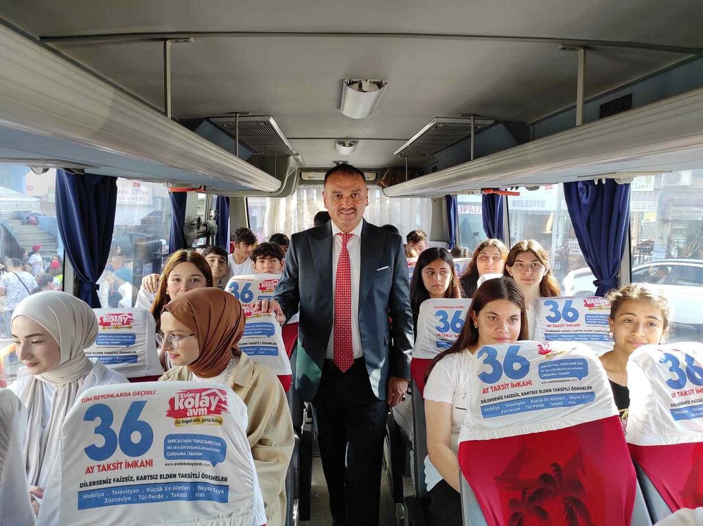 Salıpazarılı Yüzlerce Öğrenci TEKNOFEST'te