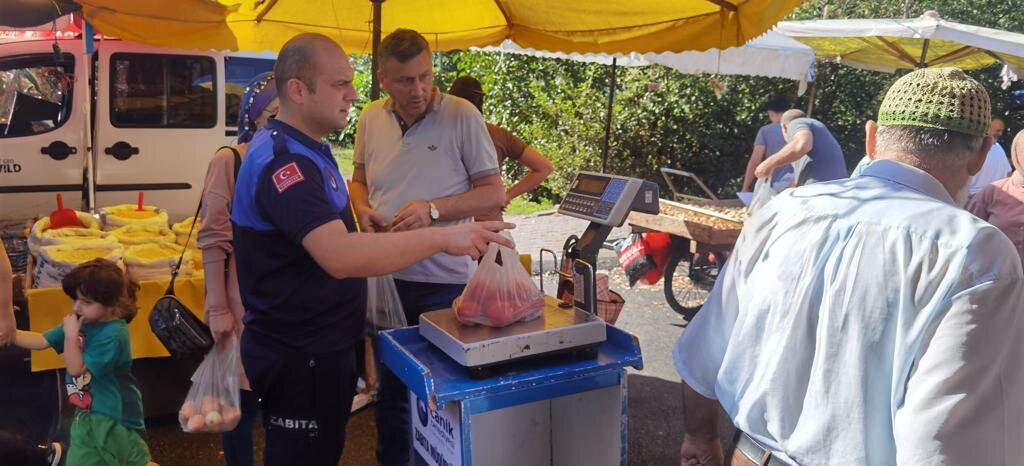 Canik'te Pazar ve Marketlere Denetim