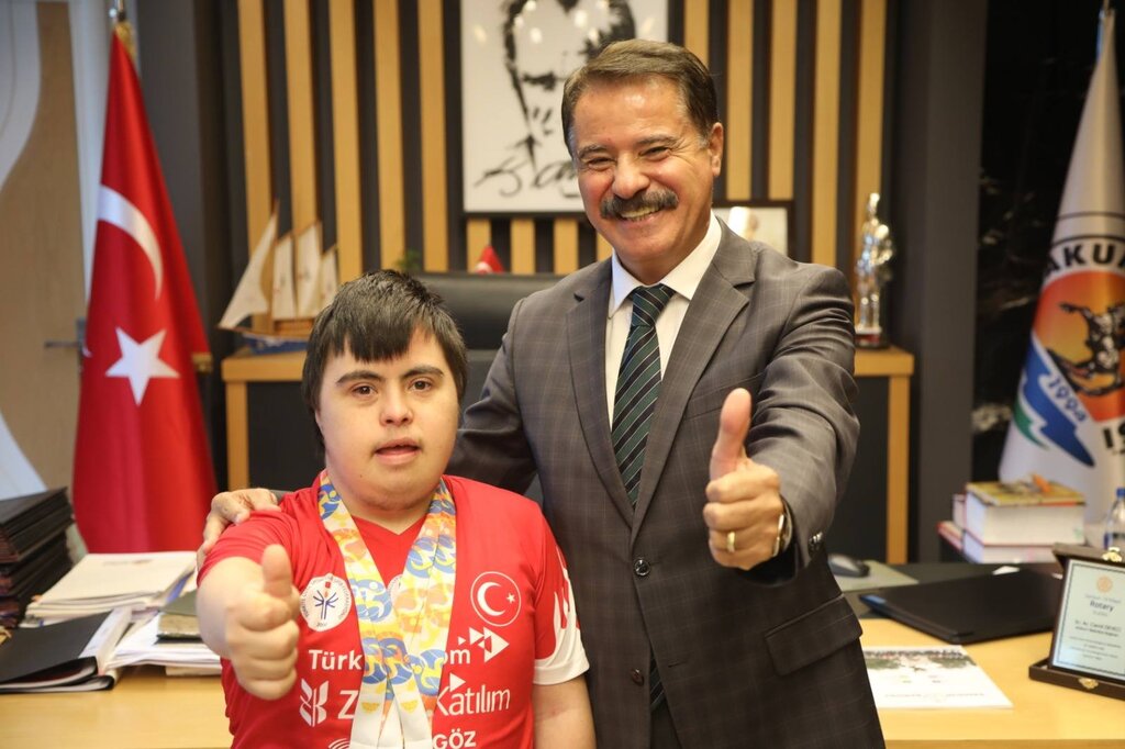 Başkan Cemil Deveci’den Milli Sporcu Salihcan Öztankal’a Destek