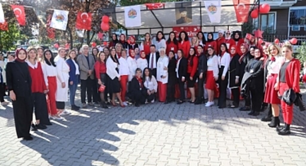 Ataçocuk’ta Cumhuriyet Coşkusu