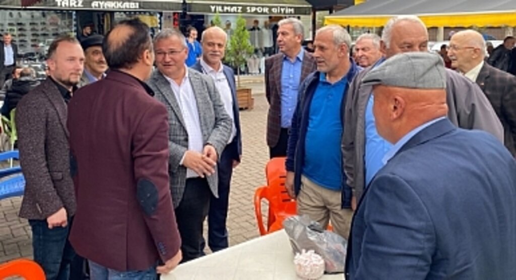 CHP Heyeti Terme'de Esnaf ve Vatandaşla Buluştu