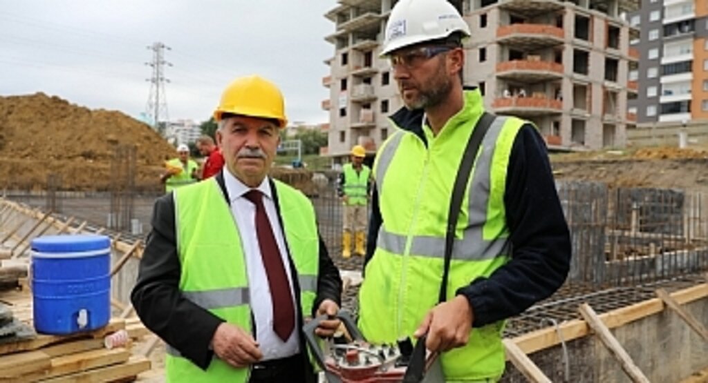 İlkadım Belediyesi Hasta Refakatçi Evi'nin Temeli Atıldı