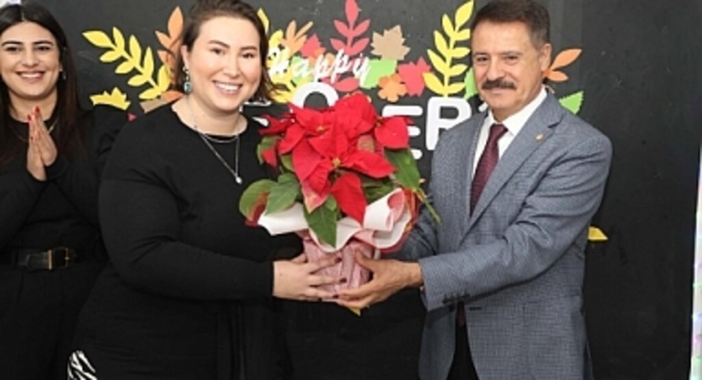 AtaÇocuklu Öğretmenlere 24 Kasım Pastası