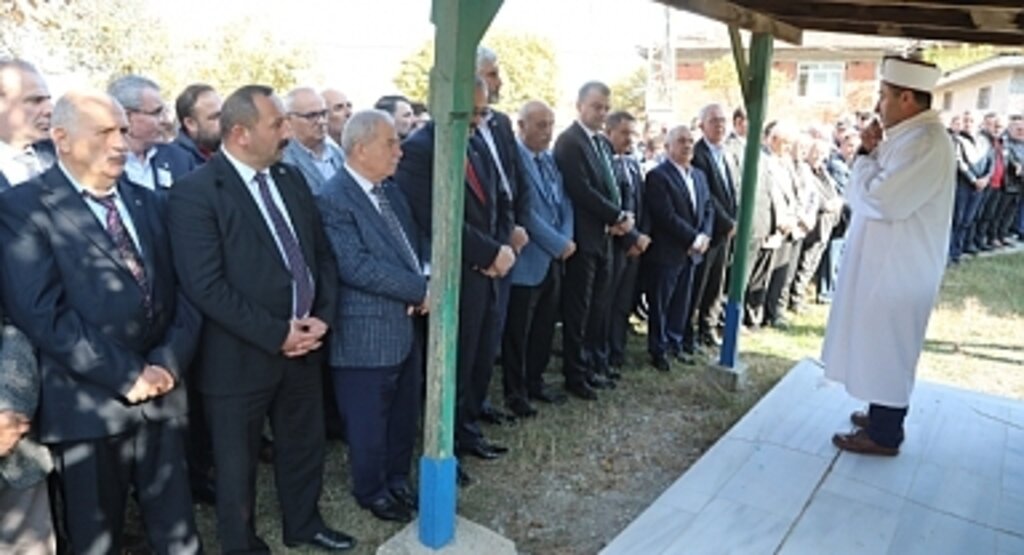 Atakum Belediye Başkanı Cemil Deveci'nin Babası Recep Deveci Son Yolculuğuna Uğurlandı
