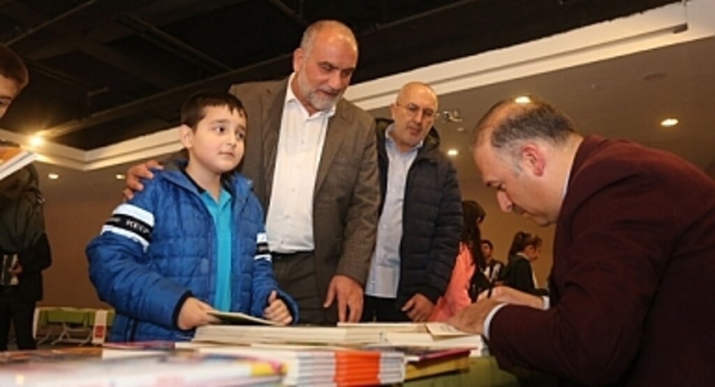 Canik Çocuk Kitapları Günleri Kapılarını Açtı