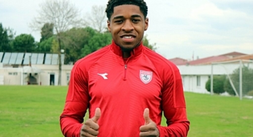 İngiliz Futbolcu Harris: