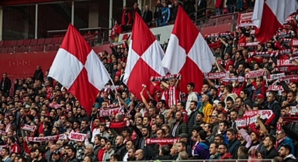 Samsunspor Taraftarı 19 Mayıs'ta Tek Ses Oldu!