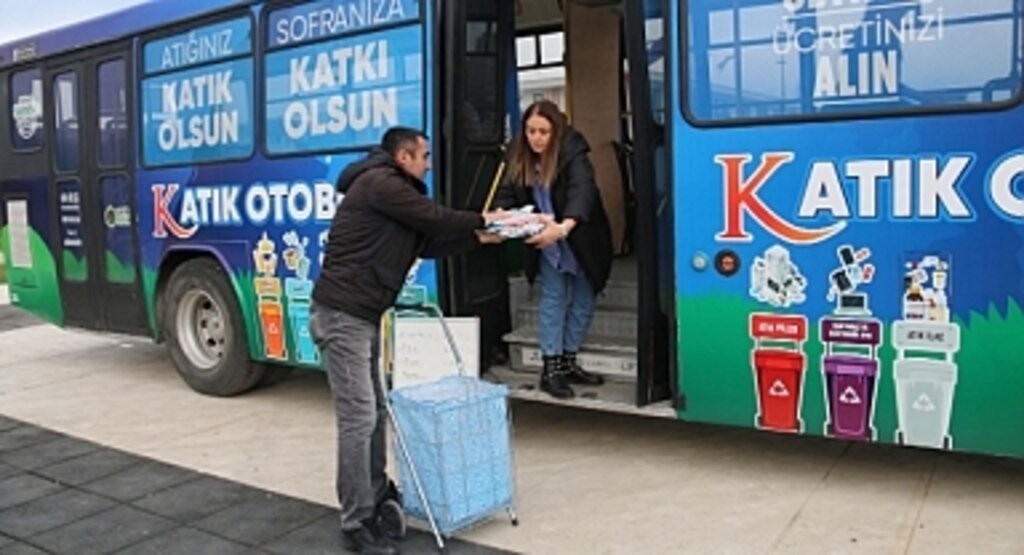 Atakum'da 'Katık Otobüsü' Yola Çıktı