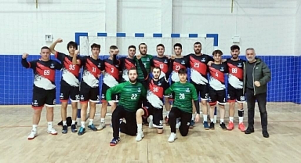 Hentbolda Lider Tekkeköy