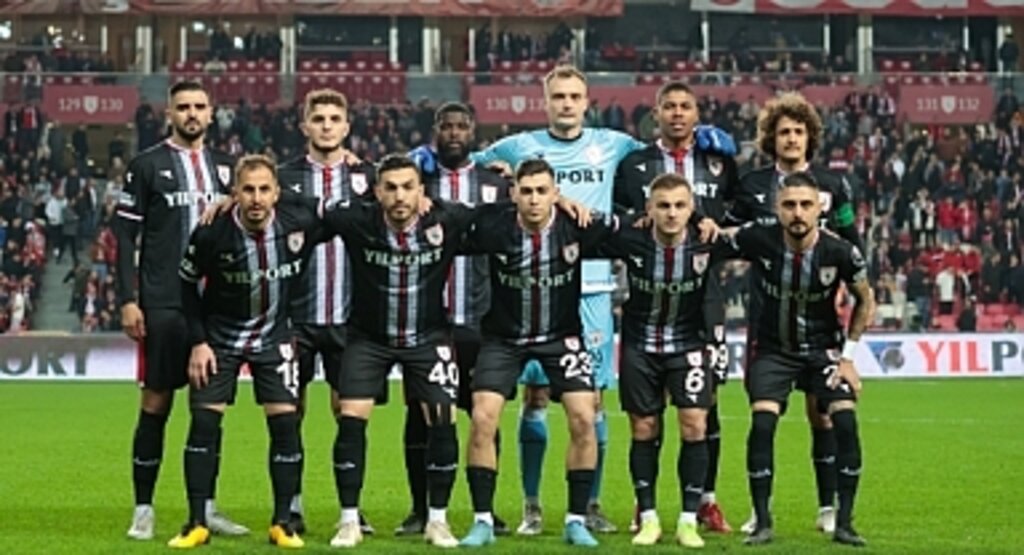 Orta Sahada 4 Benzer!