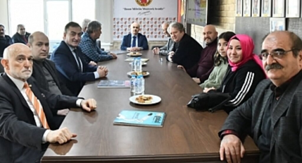 19 Mayıs Gazeteciler Cemiyeti'ne Ziyaret: Vali Dağlı'dan 10 Ocak Kutlaması