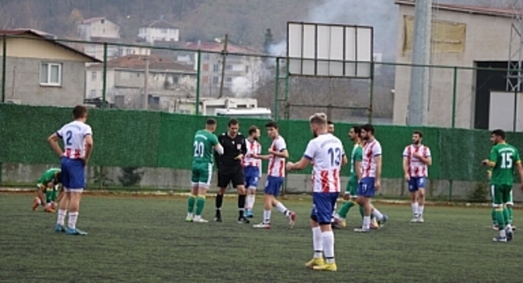 Salıpazarı Belediyespor Evinde Hüsran Yaşadı
