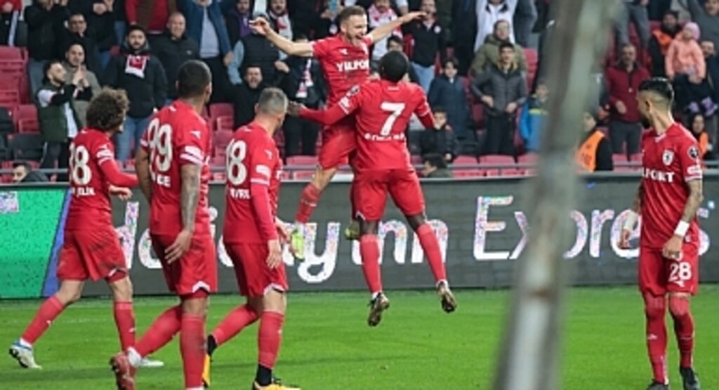 Son Dakika! Samsunspor: 2 – Altay: 1 (Maç Sonucu)