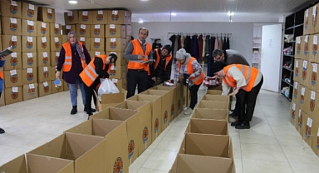 Atakum'dan Deprem Bölgesine Dayanışma