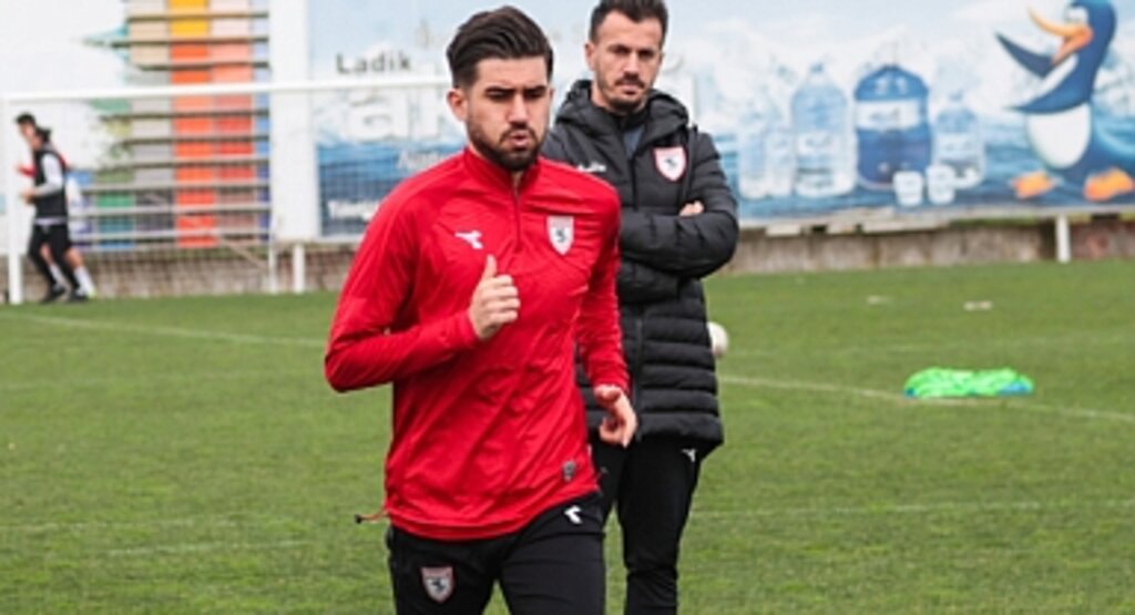 Soner Aydoğdu: Futbolu Süper Lig’de Bırakmak İstiyorum