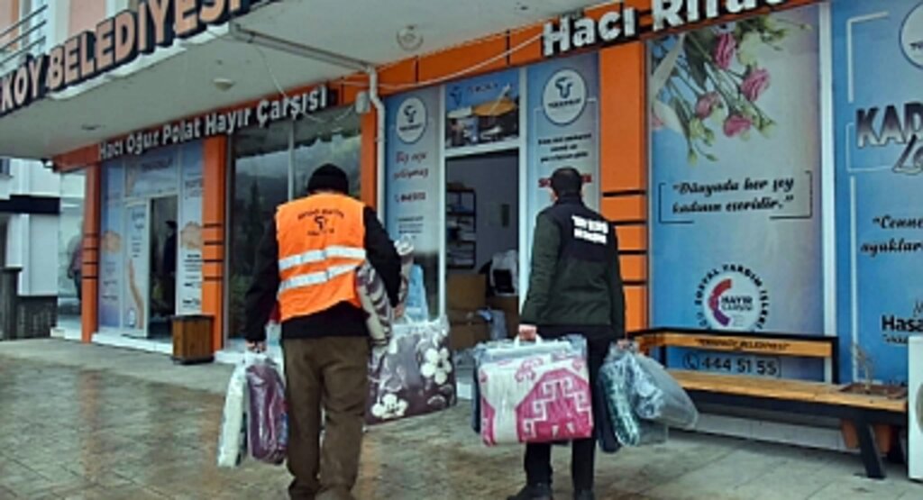 Tekkeköy'den Deprem Bölgesine 'Biz Bize Yeteriz' Desteği