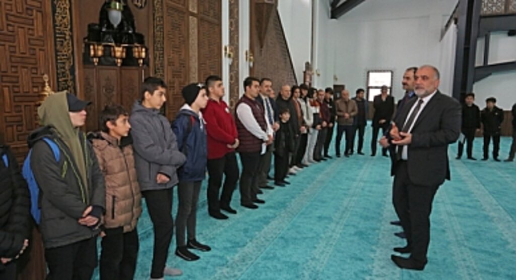 Başkan İbrahim Sandıkçı Öğrencilerle Buluştu
