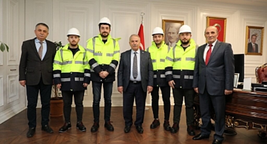 İlkadım'dan Deprem Bölgesine İnşaat Mühendisleri Ekibi