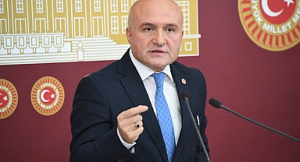 İYİ Partili Erhan Usta'dan 14 Mayıs Mesajı