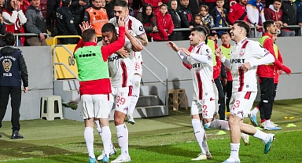 Son Dakika! Gençlerbirliği: 0 - Samsunspor: 1 (Maç Sonucu)