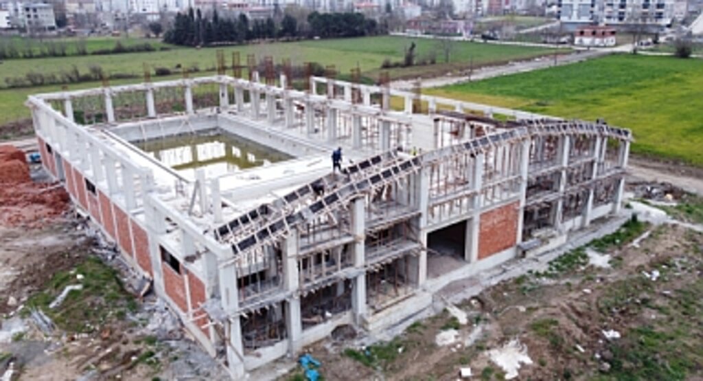 Tekkeköy'de Olimpik Yüzme Havuzu'nda Sona Yaklaşılıyor