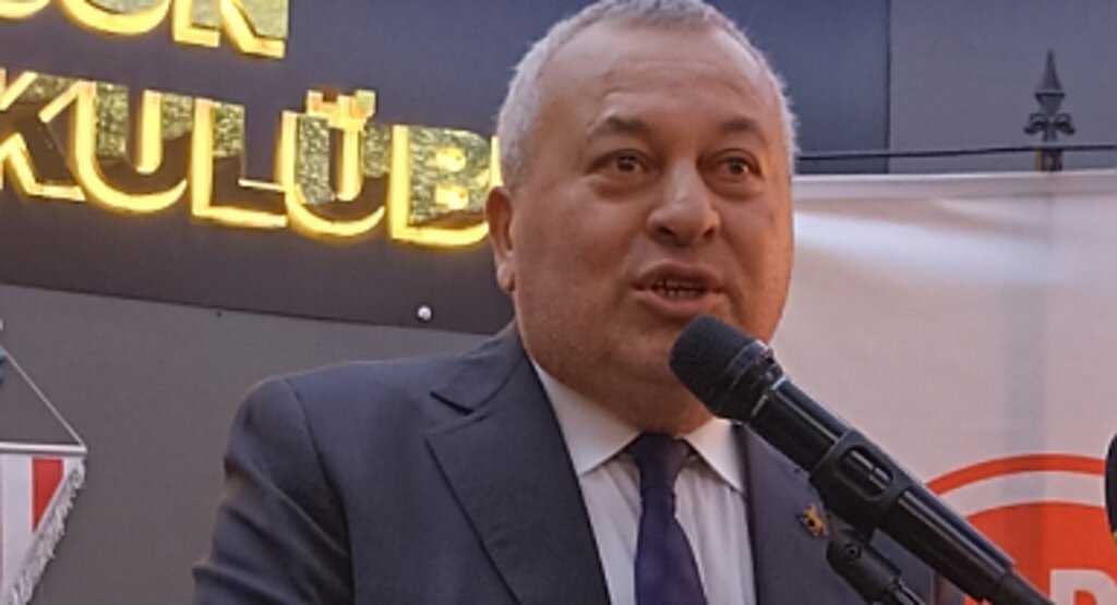 DP'li Cemal Enginyurt Samsun'da Esti Gürledi