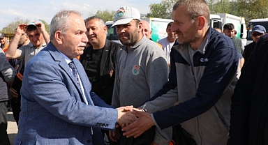 İlkadım Belediyesi'nde Başkan Demirtaş Personelle Bayramlaştı