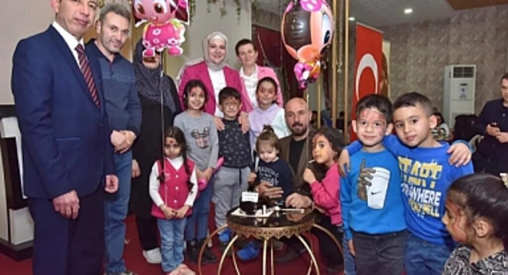 Tekkeköy Belediyesi Afetzede Aileleri İftarda Buluşturdu