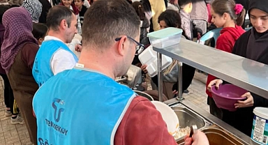 Tekkeköy Belediyesi'nden Kahramanmaraş'ta İftar Dayanışması
