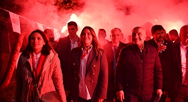 İYİ Parti Gençlik Parkı'nda Halkla Buluştu