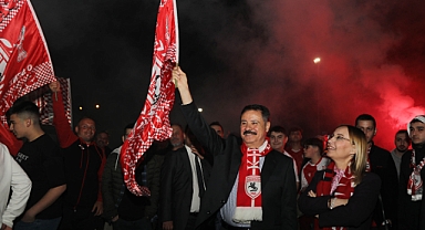 Samsunspor'un Kupa Töreni ve Şampiyonluk Şöleni'ne Atakum Belediyesi'nden Bilet Desteği