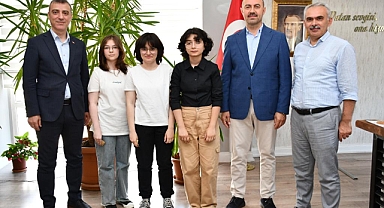 LGS'de Derece Yapan Termeli Öğrencilere Ödül