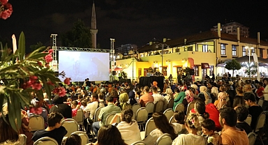İlkadım'da Açık Havada Sinema Keyfi