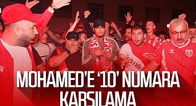 Samsunspor Taraftarı Mohamed Ihattaren'i Karşıladı