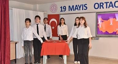 Tekkeköy’de Şehit Öğretmenler Anıldı