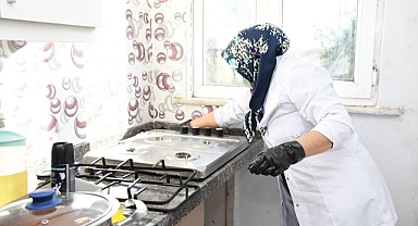 Terme'de Kimsesizlere Uzanan Yardım Eli