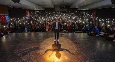 Gri Koç Gökhan Müftüoğlu Canikli Öğrencilerle Buluştu