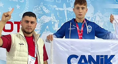 Canikli Sporcu Türkiye İkincisi Oldu