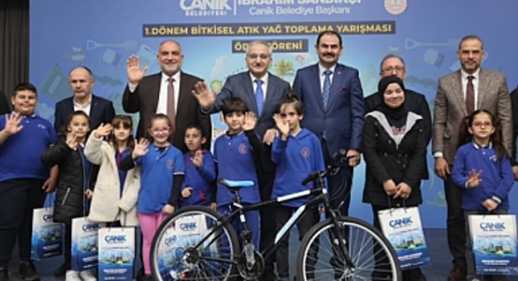 Canik’te Çevreci Öğrenciler Ödülleri Kaptı