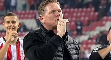 Samsunspor Alman Patronu Gisdol, 19 Mayıs'ta Cehennemi Yaşatıyor