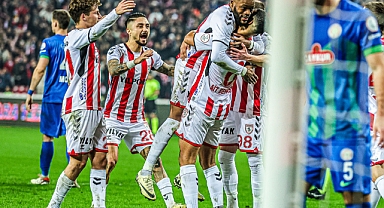 Son Dakika! Samsunspor: 3 - Çaykur Rizespor: 0 (Maç Sonucu)