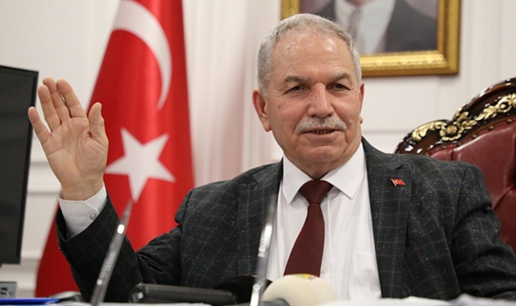 Tövbe Kapılarının Ardına Kadar Açık Olan Gecede Allah’ın Merhametine Sığınalım