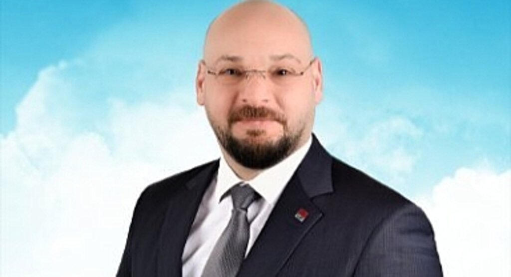 CHP'li Serhat Türkel'den Sağlıkçılara Mesaj