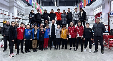 Madalya Avcısı Canikli Sporcular Gövde Gösterisi Yaptı