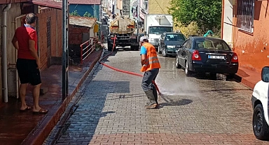 İlkadım ve Atakum'da Temizlik Ekipleri Bayramda Tam Mesai Yaptı