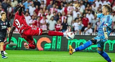Samsunspor, Beşiktaş'a 2-0 Mağlup Oldu