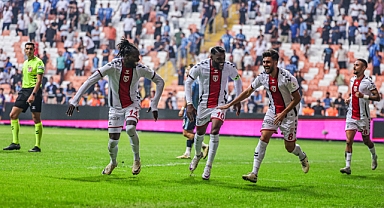 Soner ve Dimata Sahneye Çıktı