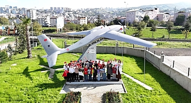 Tam Bağımsız Türkiye'nin Meşalesi Emin Ellerde