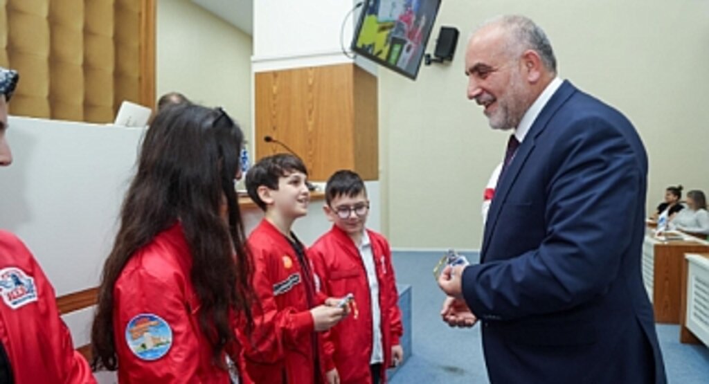Canik Özdemir Bayraktar Keşif Kampüsü Öğrencilerine Ödül